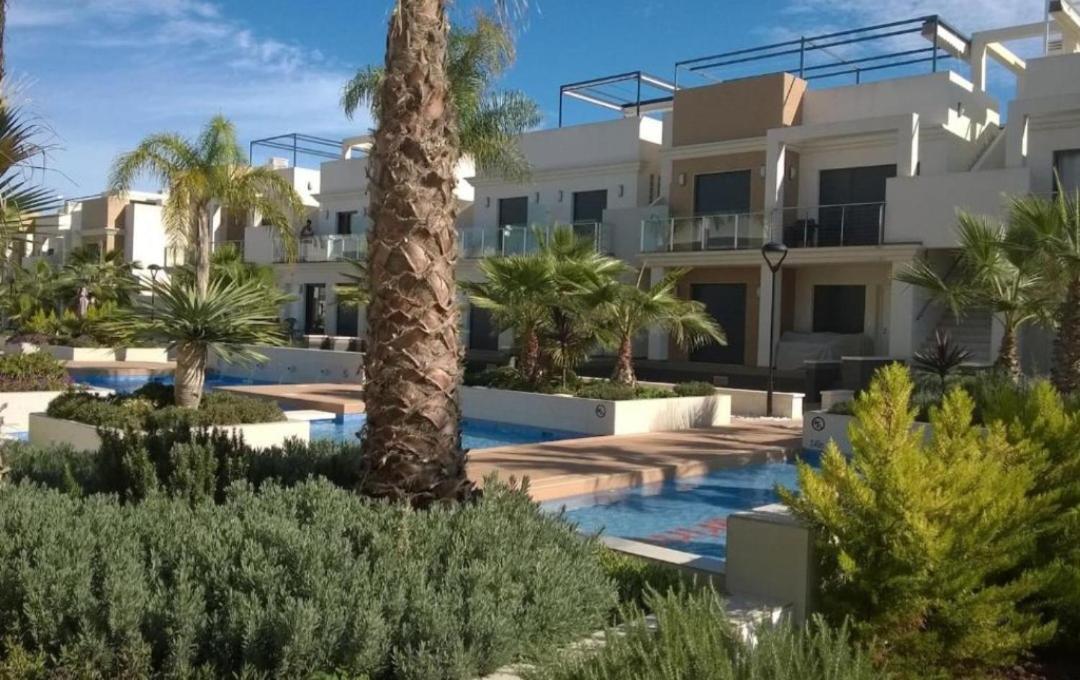 Zenia Beach أوريويلا المظهر الخارجي الصورة